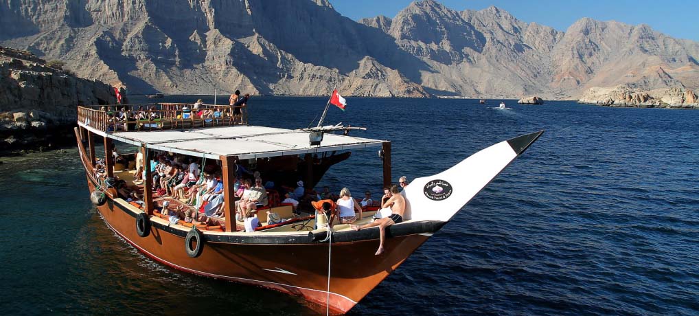 full Day Dhow Cruise in Khasab